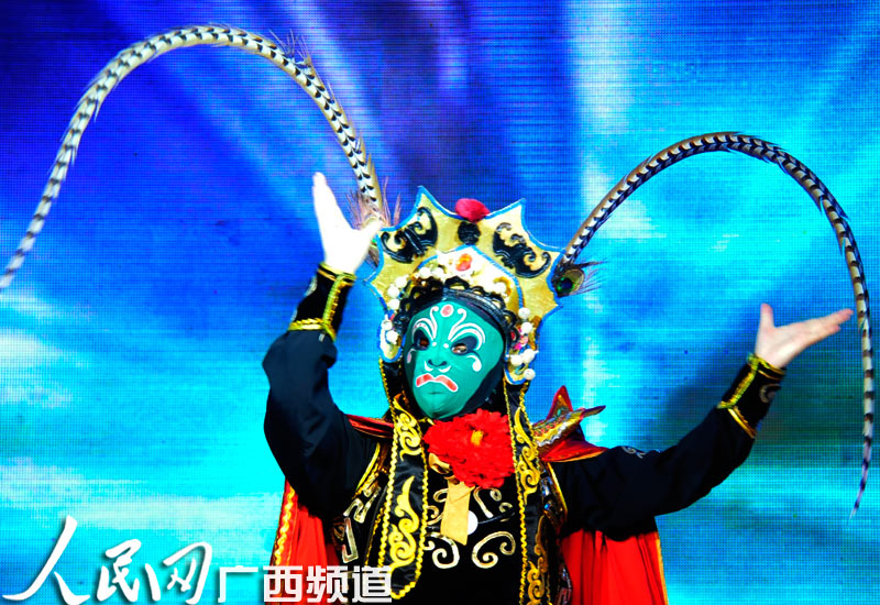 直播:高峰林场成立60周年庆典暨民生工程全面