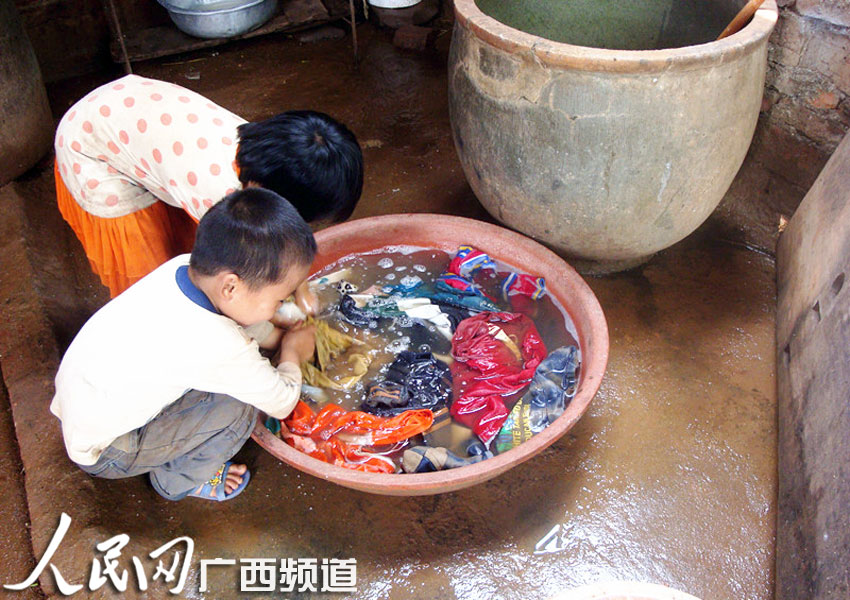 平阳人口有多少人口_平阳公交投诉电话多少(2)