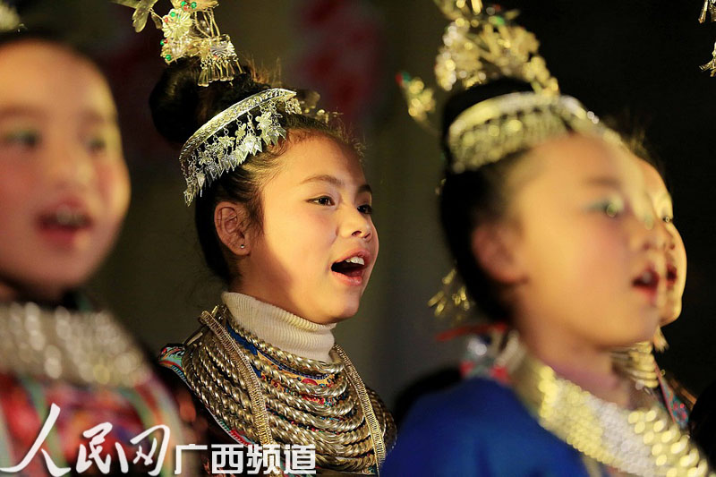 广西三江:鼓楼里唱侗族大歌迎盛会