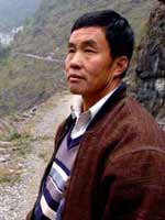 吳天來：大石山區致富領路人    “火車跑得快，全靠車頭帶。我們村能有今天，多虧了支書啊！”隴雅村村民感嘆幸福生活的時候，嘴上常挂著的是村黨總支書記——吳天來......[更多]