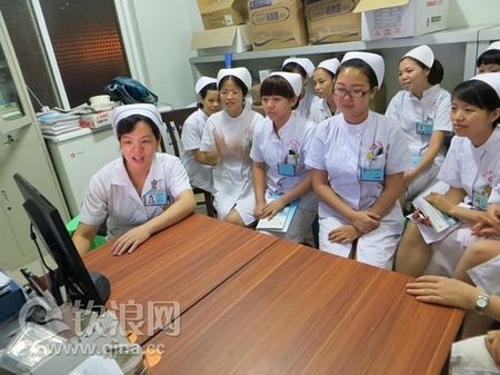 爱心天使黄自群视频安康v爱心图片