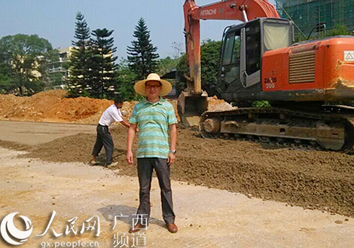 桂林市七星区城乡建设局副局长周飞鹏