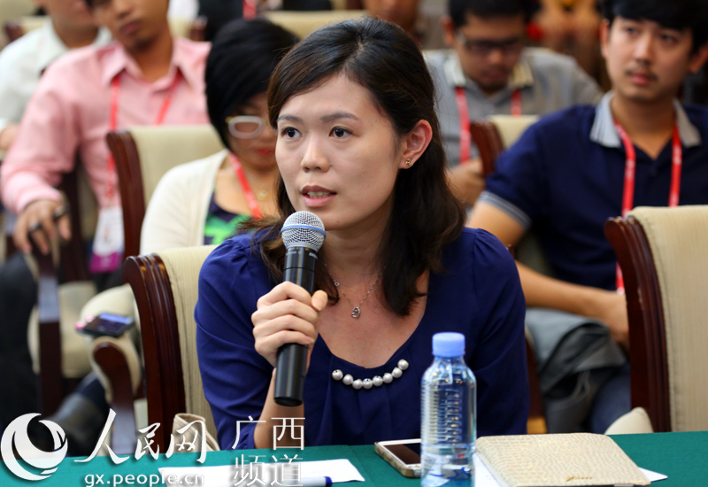 新加坡亚洲新闻记者就中国-东盟博览会的创新