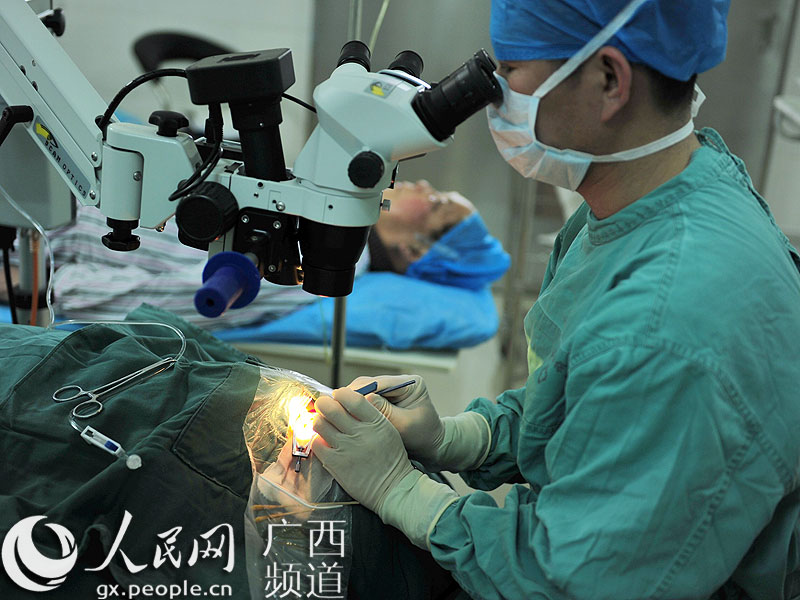 �޳ǣ�30��ƶ�������ϻ����������´�