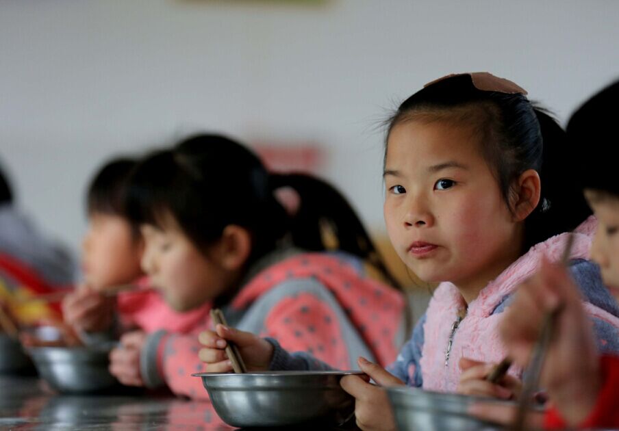 柳州受惠免费午餐受益面扩大人民超18万人--小学乐学生深圳图片