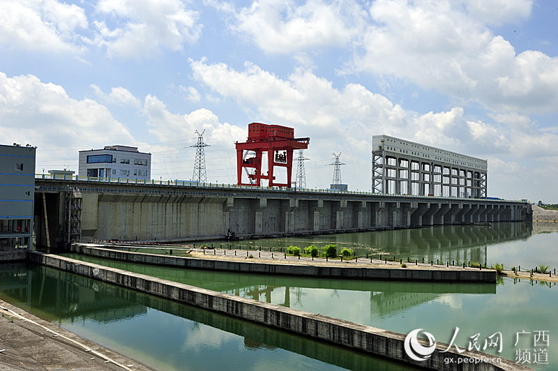 桥巩水电站引进安健环安全生产2400天