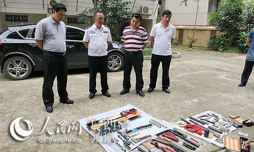 青秀山警方连破2起涉枪案件 缴枪2支子弹300