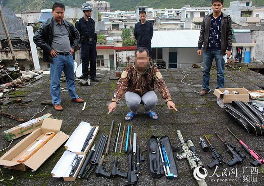 高清:广西 枪迷 自制气枪出售被拘 获利过万