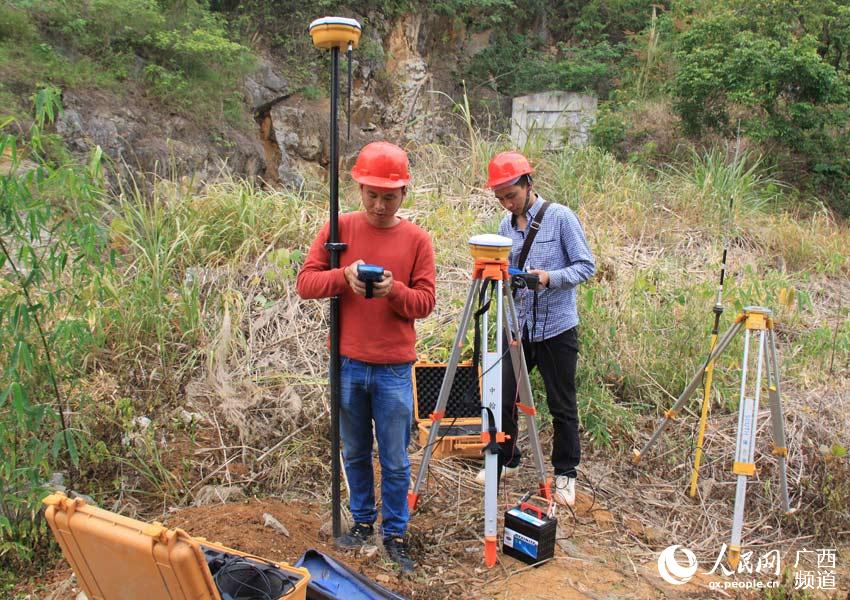 宁明花山隧道改造工程进入地质勘察