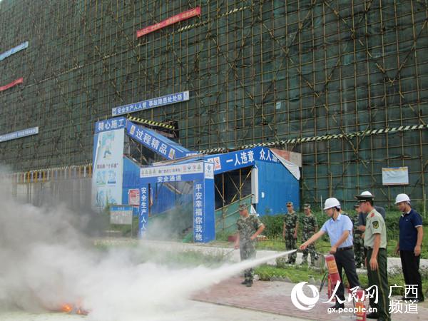 桂平法院联合消防大队开展演练提高火灾应对能
