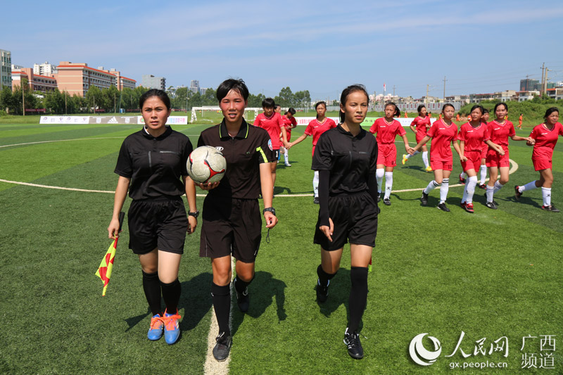 中国青少年足球人口_...方案提出\