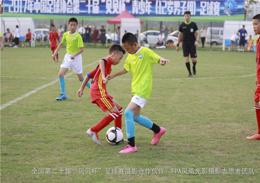 南宁市滨湖路小学足球小将入选中国国家少年足球队