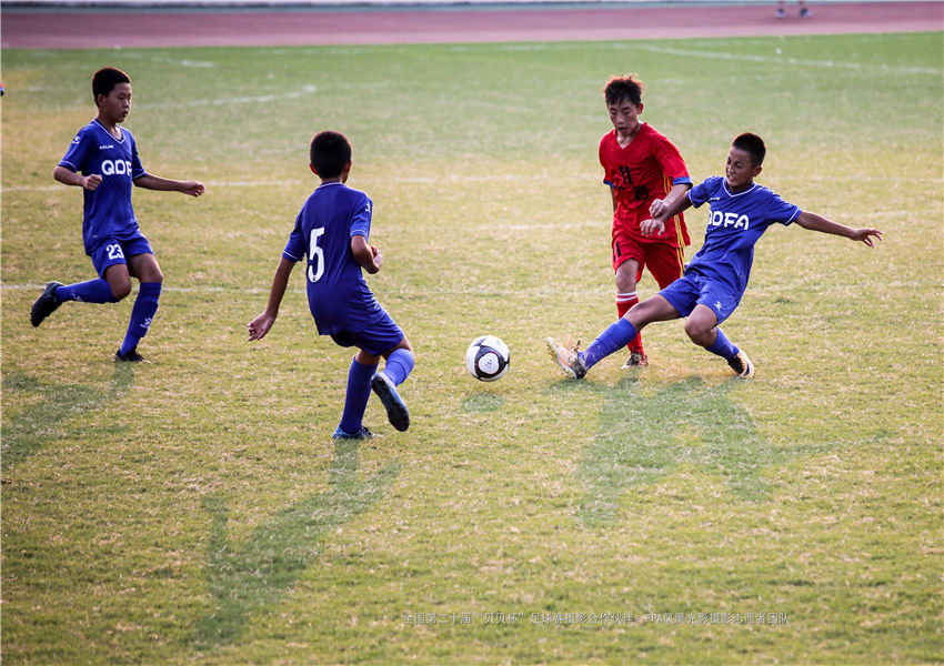 南宁市滨湖路小学足球小将入选中国国家少年足球队