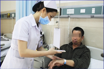 宜州中医院启用移动护理查房系统