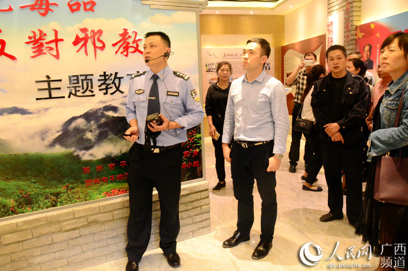 平桂区禁毒反邪教宣传同步进行