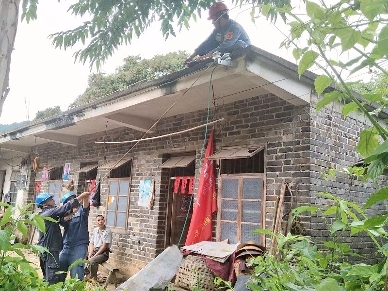 连新村人口_恶狼游戏新村洸图片