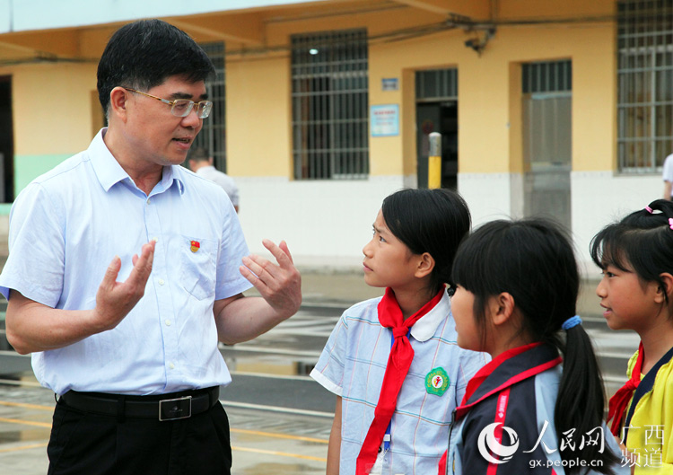 广西贵港:义务教育均衡发展成绩亮眼