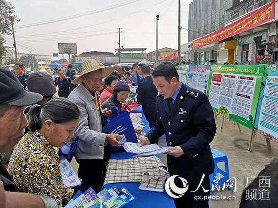 南宁吴圩镇人口多少_南宁吴圩镇平安不动产(3)