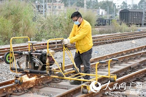 玉林工务段刮起节支降耗"大风暴"