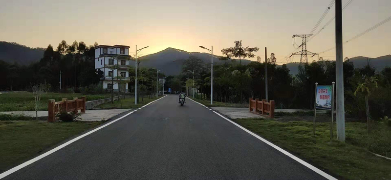 南宁市横县校椅镇岭脚村