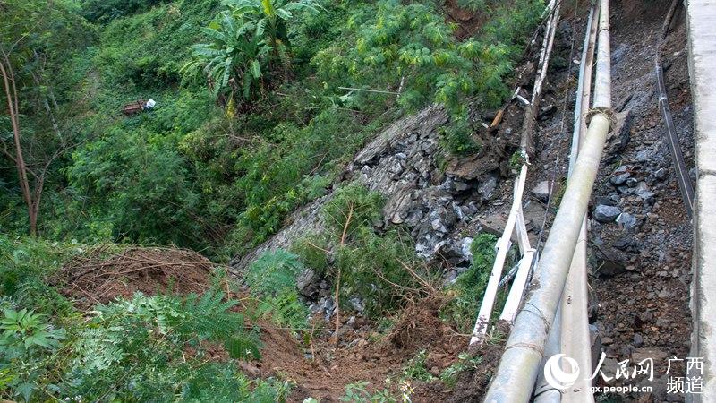 �����ص㡣ʯ������