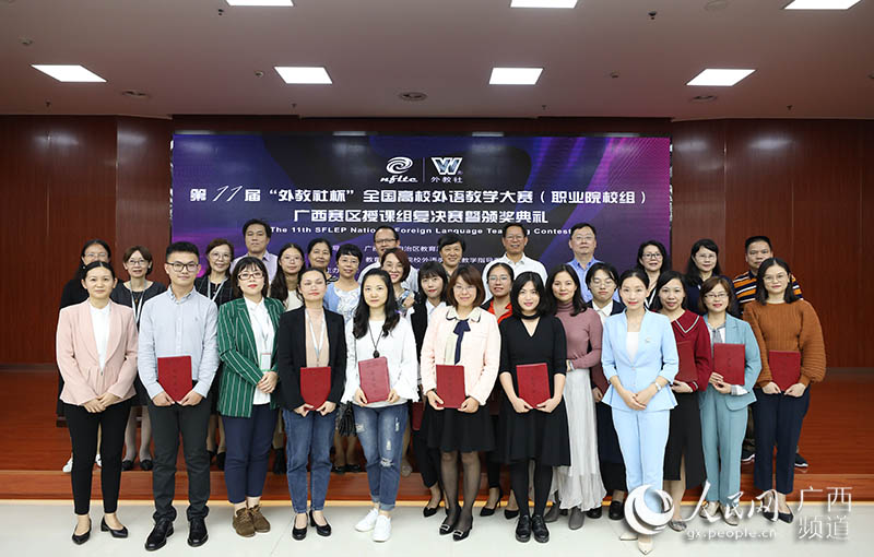 �쵼�α���ѡ�ֺ�Ӱ����ʥ����