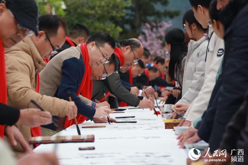 �鷨�����ڳ����ϴ����������� ��������