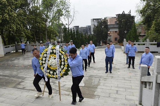 ��Ŀ��Ա������Ա���������������������ʿ������׻�Ȧ���й�һұ��ͼ