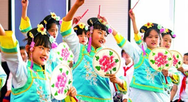 少年学非遗 美育滋养心灵
