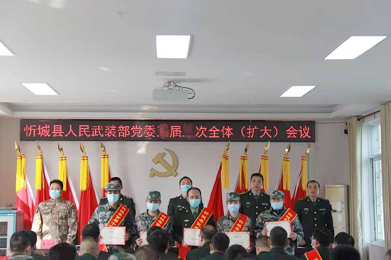 今年3月份，忻城县评选表彰“首届十佳民兵先锋”。盘潇元摄