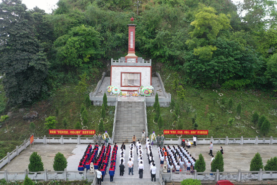 在党的历史洪流中,兴业县涌现了覃震声,庞大恩,彭懋桂等革命先烈,为