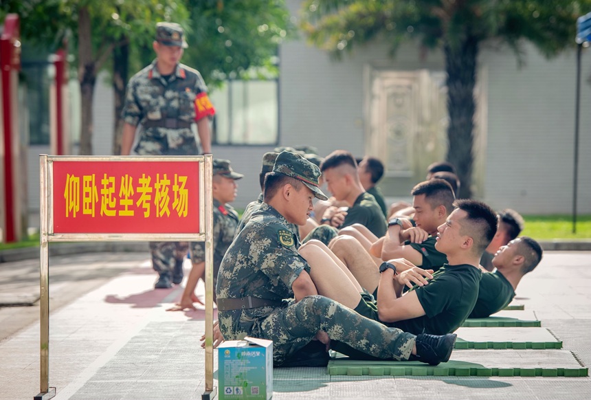 �侯�ٱ������������������ˡ�