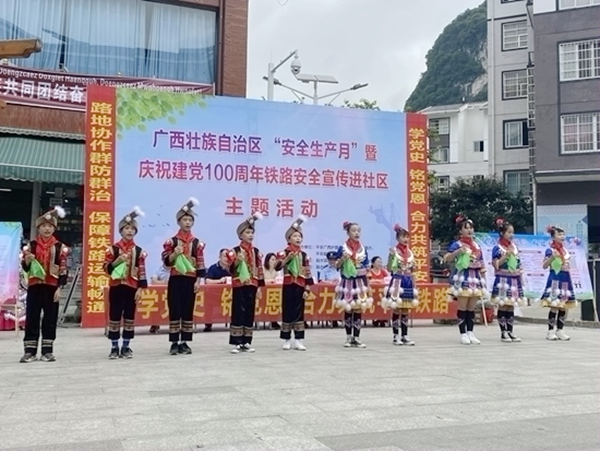 路地聯動開展主題活動。丘仕強攝