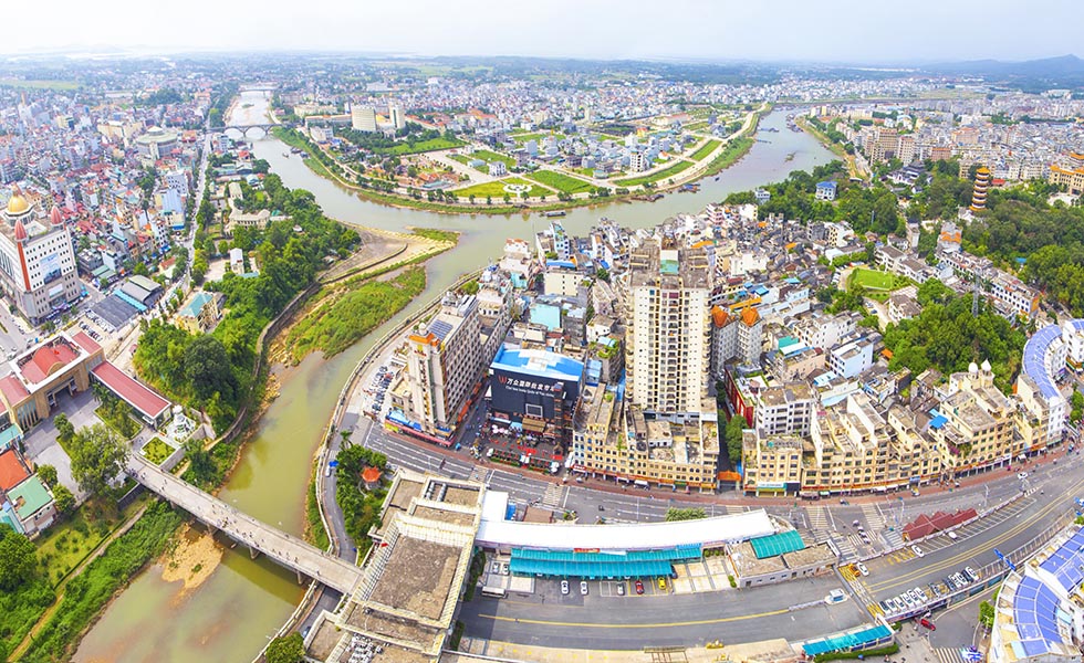 東興市區美景
