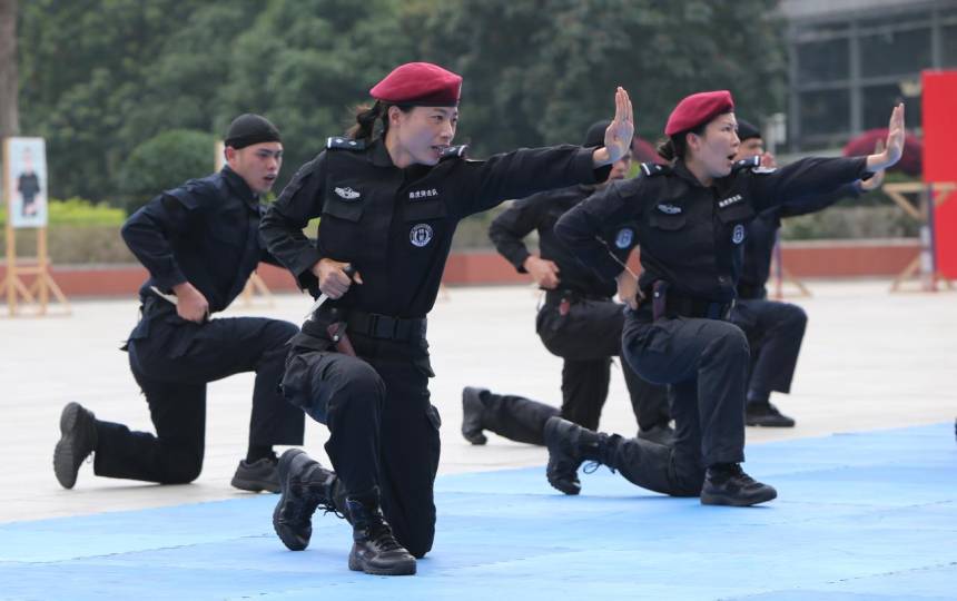 2022年广西公安实战大练兵“每月一训”开训日活动现场。广西公安厅供图