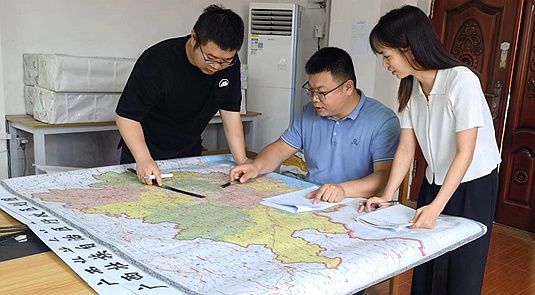 广西行政区划图和行政区划简册出版