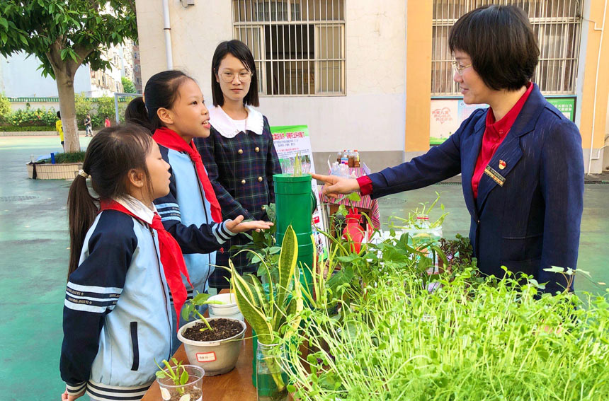 科学与劳动教育。学校供图