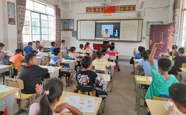 贺州学院：聚焦“四个坚持” 实施教育帮扶赋能乡村振兴