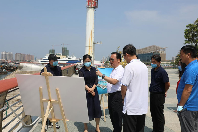 督查組對規劃中的銀灘帆船沖浪比賽場地提出工作建議