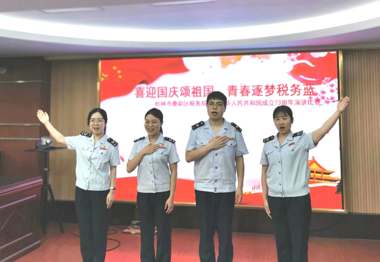 演讲比赛现场。赵华摄