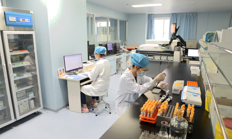 该院医学检验科是一个集医、教、研于一体的现代化综合性医学实验室。南宁市第一人民医院供图
