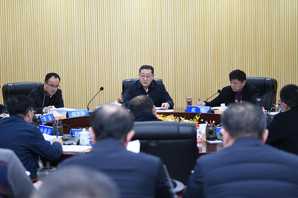 柳州市召开政府常务会议专题学习《中华人民共和国审计法》