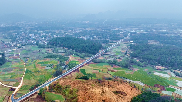 全高路（全州段）航拍图。梁艳春摄