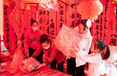 田林：迎新春备年货 大街小巷“年味浓”