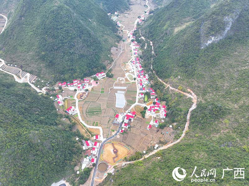 大化瑶族自治县古河乡丹桂村。人民网 付华周摄