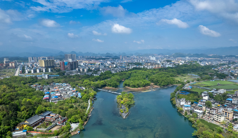 兴安灵渠铧嘴。王国楚摄