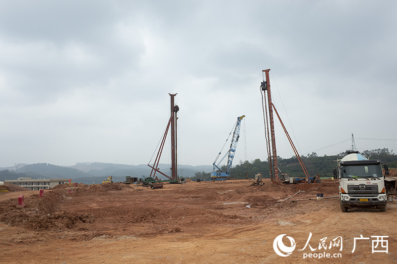 南寧數字科技學院項目二期規劃建設建筑面積8.5萬平米。人民網 覃心攝