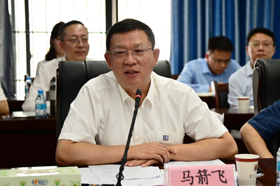 马箭飞对广西面向同盟地区开展国际中文教育工作提出建议  邓民胜 摄