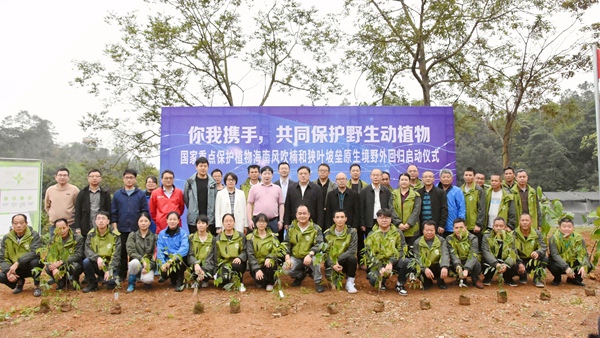 合影。李騰輝攝