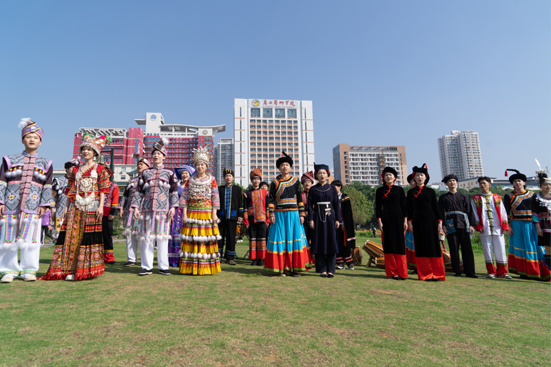 广西艺术学院开展“相约壮族三月三，山歌唱响八桂美”主题文化活动。